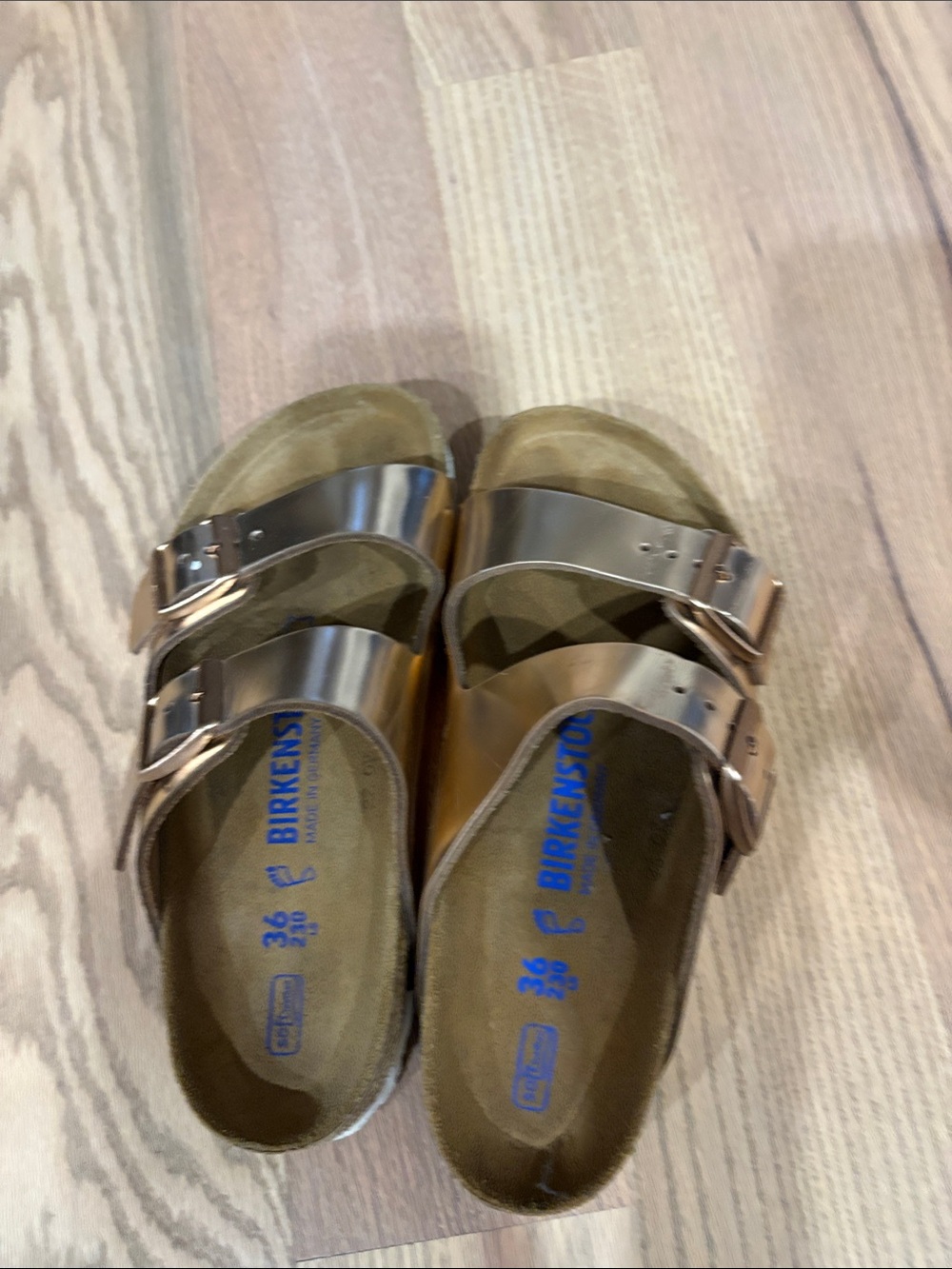 Birkenstock Arizona Metallic Rose Gold Bronze Two-Strap Sandal - Metallic Bronze